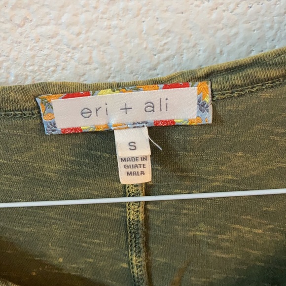 Oversized asymmetrical blouse - Picture 5 of 5